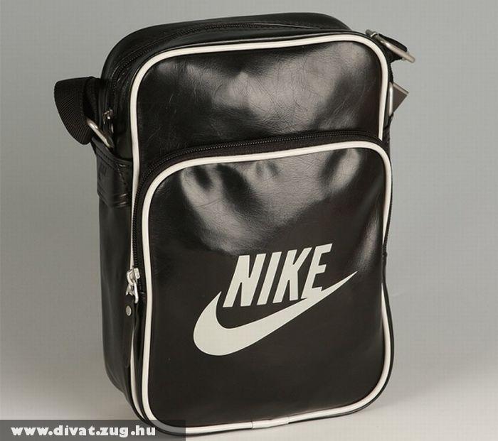 Nike HERITAGE