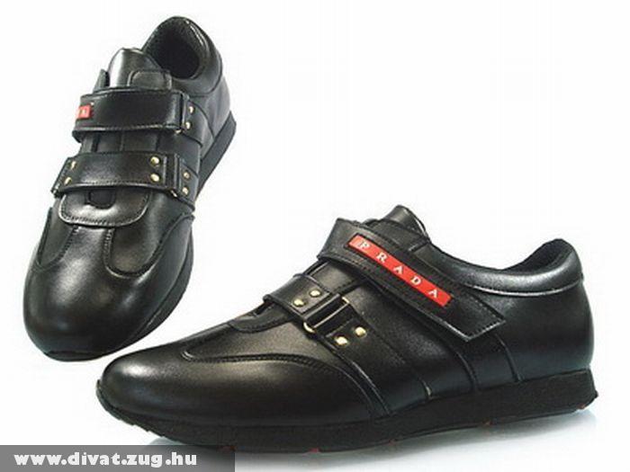 Prada féfi cipõ