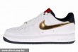 Arany-fehér színû Nike cipõ